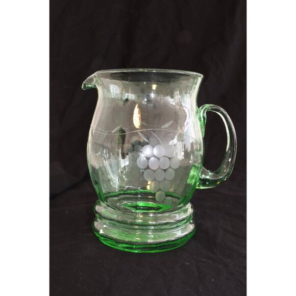 Vtg Mid Century Modern Green Glass Faceted Pitcher Grape Pattern Etched In Glass - Picture 2 of 9
